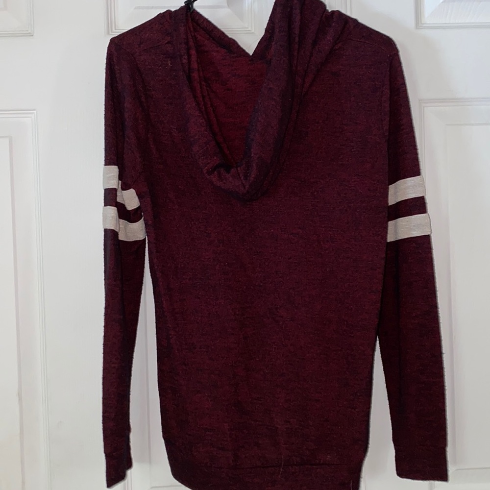 Pullover - Picture 2 of 2